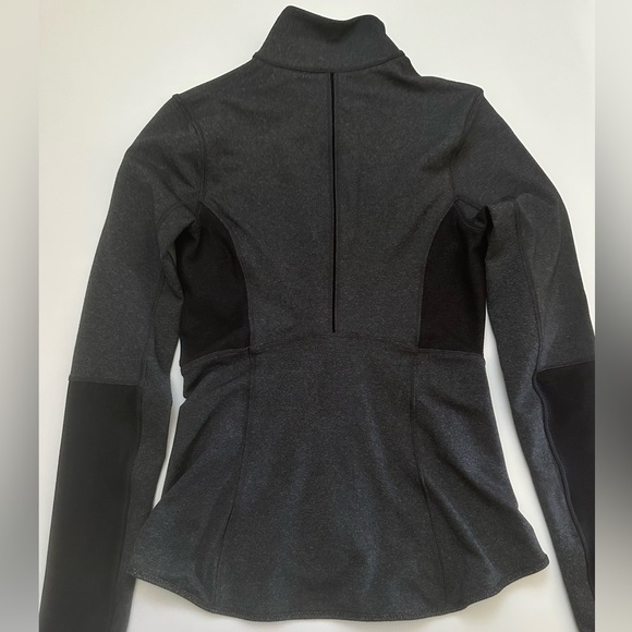Lululemon Heathered Black Mesh Is
More Jacket size 6 - Picture 4 of 9